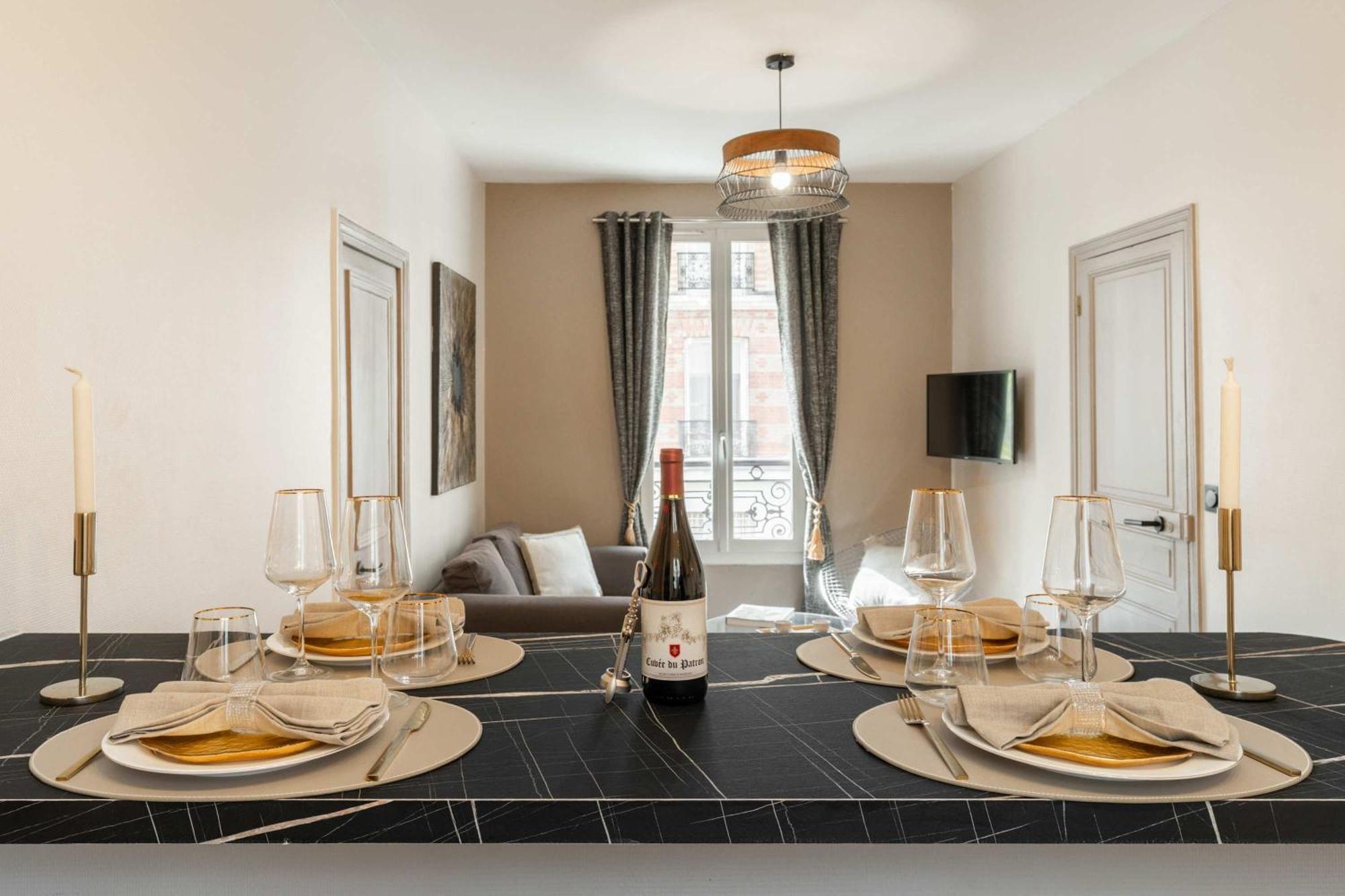 Family Apartment In Париж Экстерьер фото