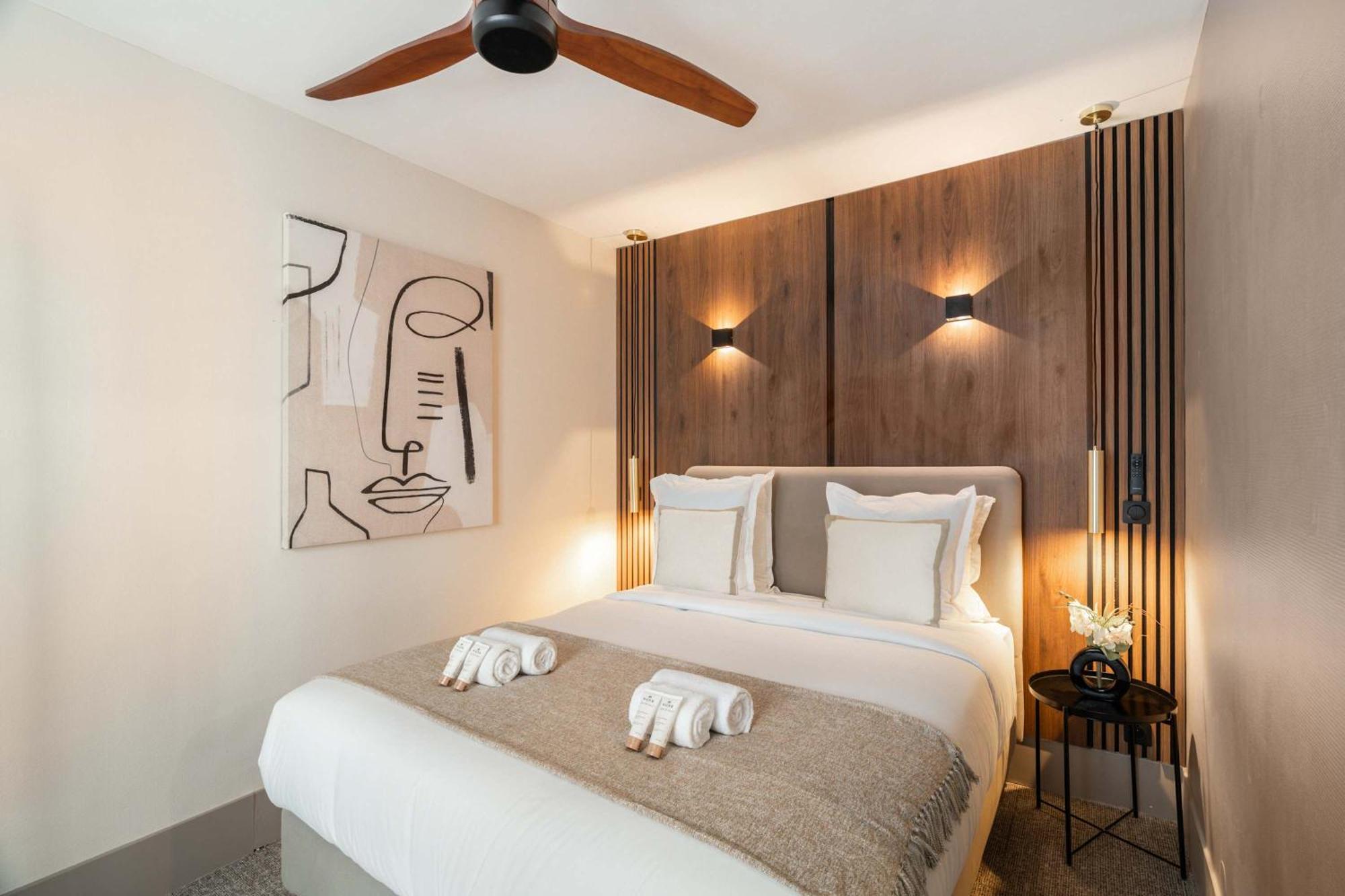 Family Apartment In Париж Экстерьер фото
