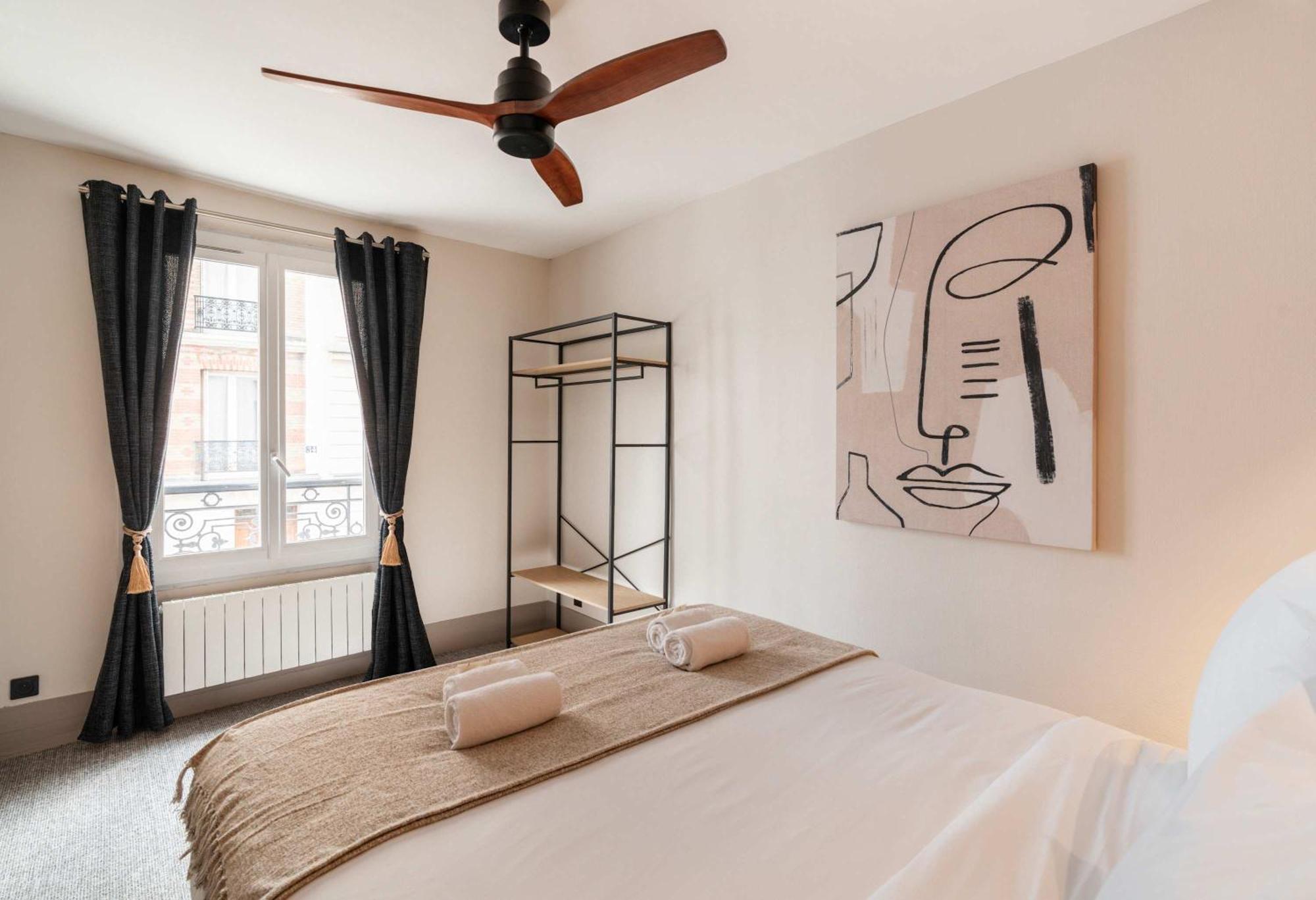 Family Apartment In Париж Экстерьер фото